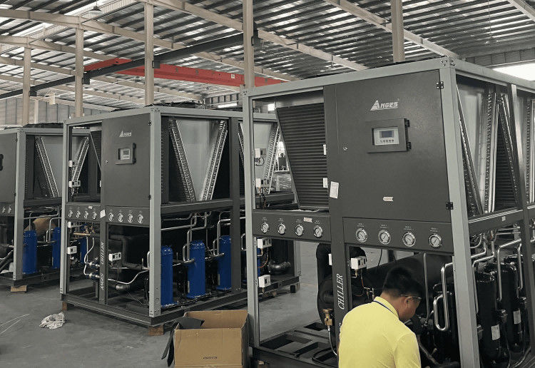 Chiller industriel à eau refroidi à l' air pour machine à emballer, Chiller industriel à processus refroidi à l' eau 40TR