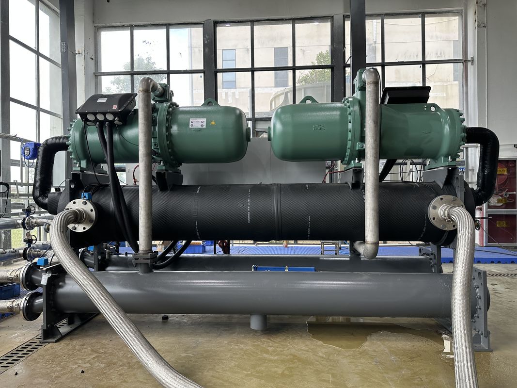Chiller à basse température à vis refroidi à l'eau de 360 ch avec compresseur BITZER