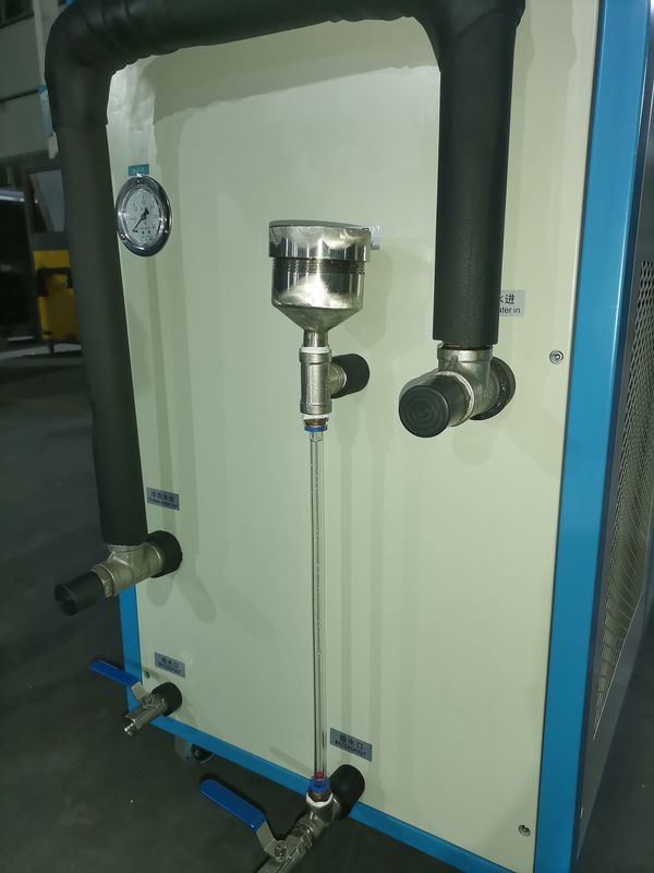 Précision et efficacité 2,5 m3/h Flux d'eau refroidie Refroidisseurs à vitesse variable refroidis par air pour le contrôle de la température en laboratoire