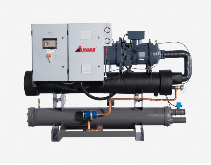 Chiller à vis refroidi à l'eau pour le traitement industriel par extrusion de matières plastiques avec compresseur à vis semi-hermétique